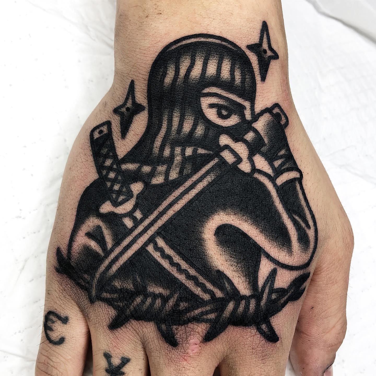 Tatuagens de ninja: confira o significado e fotos - Amo Tatuagem